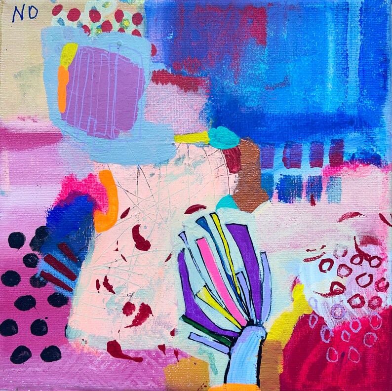 Pu&ograve; includere: Dipinto astratto con sfondo rosa, blu e bianco. Il dipinto presenta una variet&agrave; di forme e colori, tra cui cerchi, quadrati e linee. Il dipinto &egrave; firmato "ND" nell'angolo in alto a sinistra.