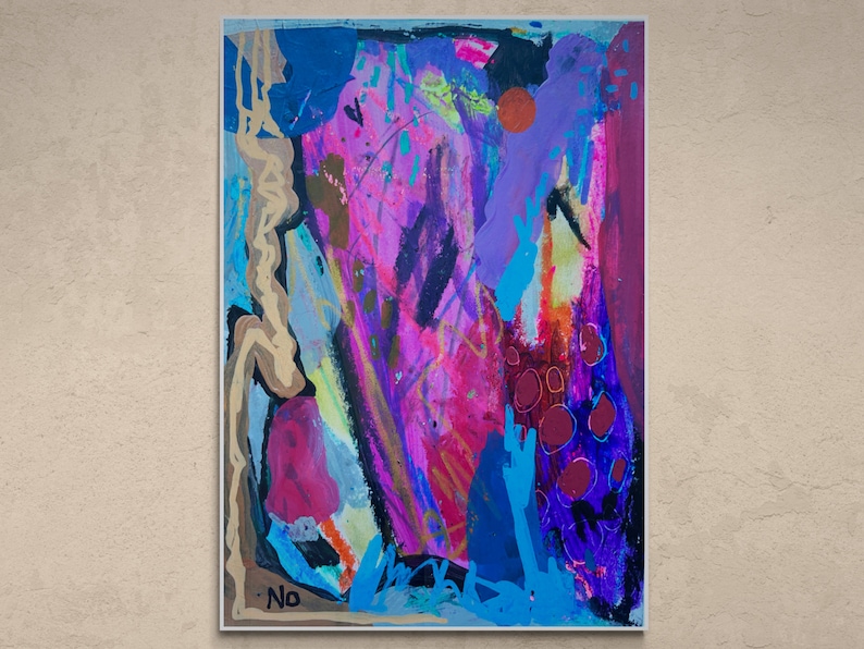 Puede incluir: Pintura abstracta con colores vibrantes, incluyendo rosa, morado, azul y naranja. La pintura tiene una superficie texturizada y un estilo audaz y expresivo. La palabra "No" est&aacute; escrita en negro en la parte inferior de la pintura.