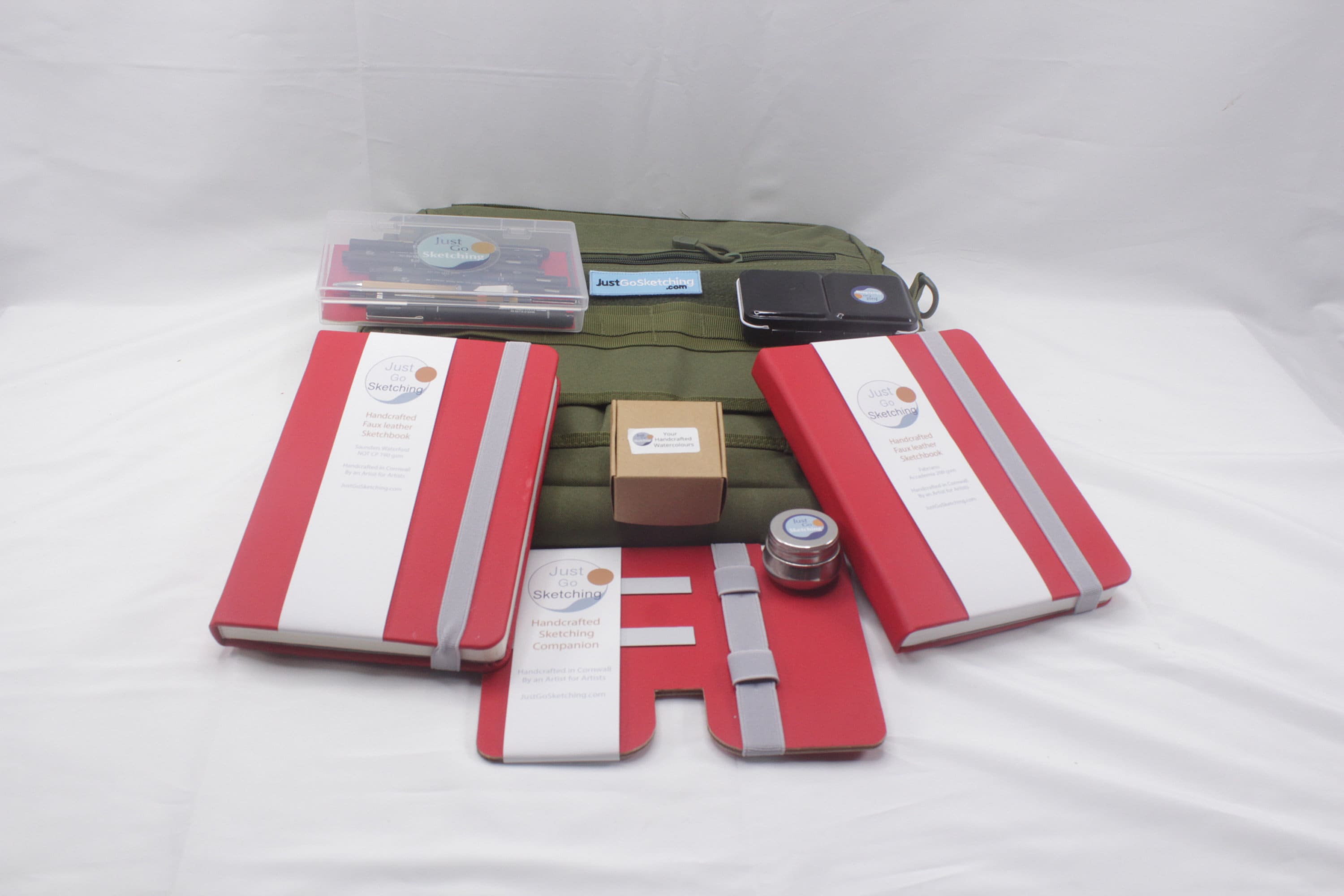 The Ultimate 8x6 ins kit | Wet and dry kits | 2 sketchbooks