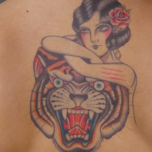 Temporary Tattoo - Tiger Lilly