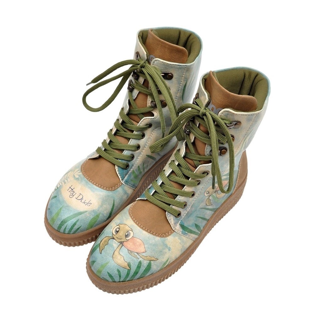 hey dude hiking boots