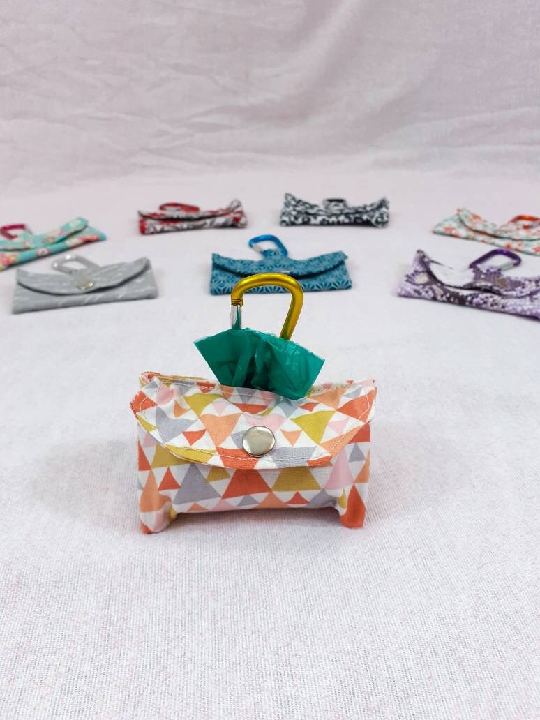 Pochon Pour Rouleau de Sac à Crotte Chien