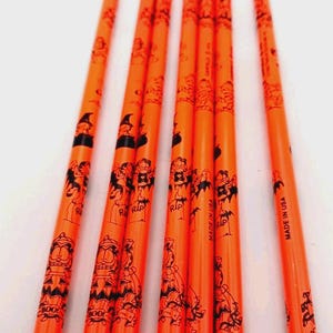 Vintage 1978 Garfield Halloween Pencils Lot of SEVEN New -Unused Made In USA