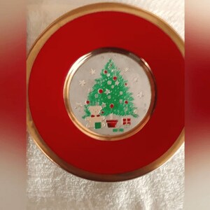 Hallmark Christmas Collector 6 Plate from 1986 Made in Japan image 2