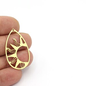 Raw Brass Laser Sun Charms, Raw Brass Drop Sun Pendant, Laser Cut Drop Sun Earring, Celestial Charms, 1 Pcs, 25x40mm,HM-150