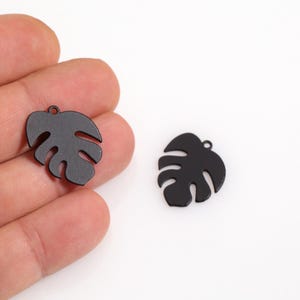 Black Plated Leaf Pendant, Monstera Leaf Charm, Laser Cut Leaf Jewelry, Leaf Design for Necklace, Necklace Pendant, DIY Making, LZ-771-3