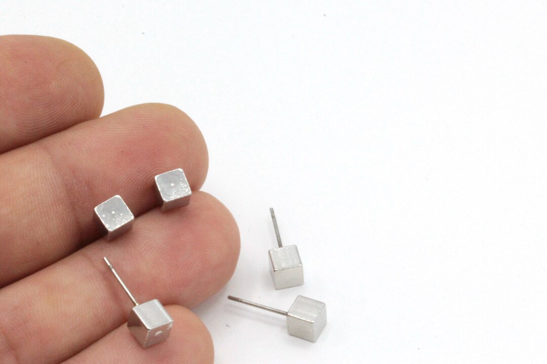 Cube Earrings,minimalist Earrings, Silver Cube,silver Plated
