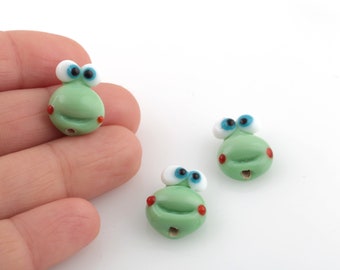13x17mm Hand Made Murano Glass Cute Frog Beads, Murano Animal Beads, Frog Murano Glass Charms, Murano Glass Findings, 1 Pcs,  GEM-333