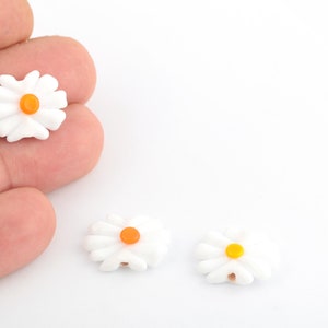 17x20mm Hand Made Murano Glass Daisy Beads, Murano Flower Beads, Daisy Murano Glass Charms, Murano Glass Findings, 1 Pcs,GEM-281