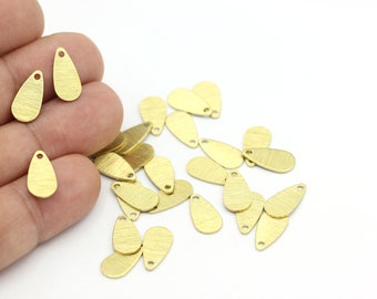 Raw Brass Drop Charm, Raw Brass Textured Drop Charms con 1 agujero en blanco, Raw Brass Textured Drop Connector, 10pcs, (7x14mm) HM-513