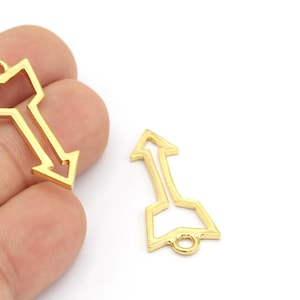 Arrow Pendant, 24k Gold Plated Arrow Charms ,Arrow Necklace Findings, Charms Pendant, Gold Plated Charms ,1 pcs,(15x34mm), ALT-415