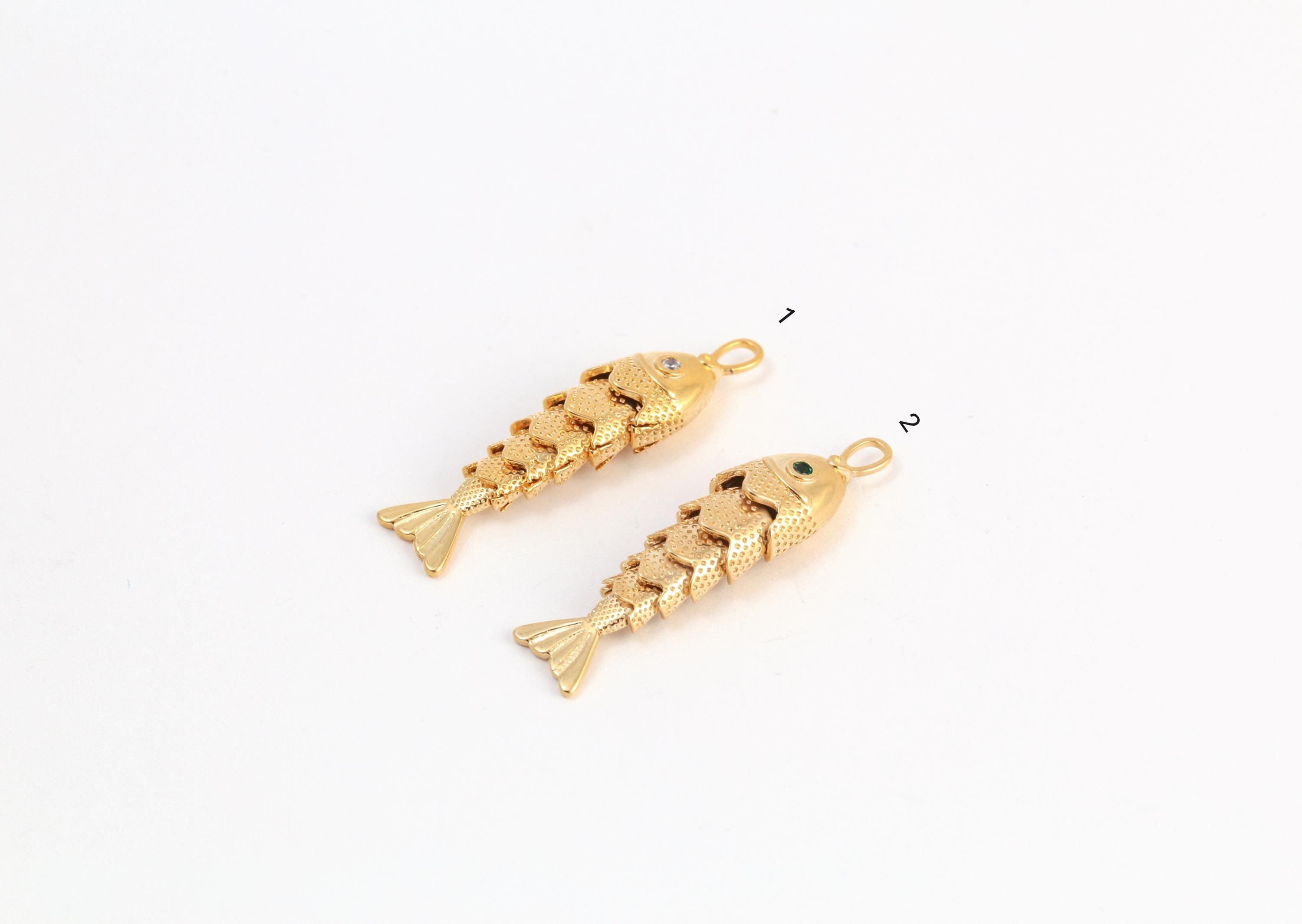 24Kゴールドメッキ可動式3D関節式魚チャーム、幸運を呼ぶ動く魚