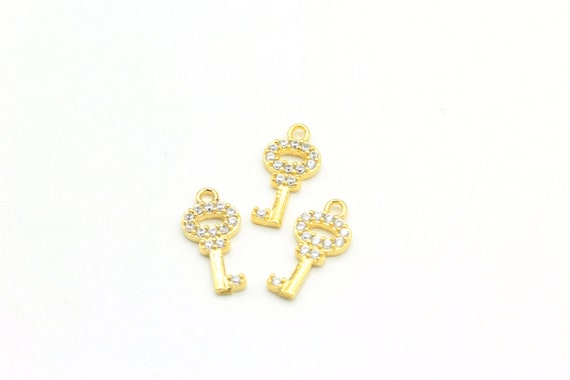 1pcs(6x13mm)24k Shiny Gold Plated Key Pendant , Zircon 1pcs(6x13mm)24k Shiny Gold Plated Key Pendant , Zircon