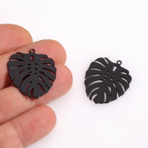 Black Plated Leaf Charm, Monstera Leaf Charm, Laser Cut Leaf Jewelry, Nature Inspired Pendant, Leaf Design Necklace, DIY Making, LZ-742-4
