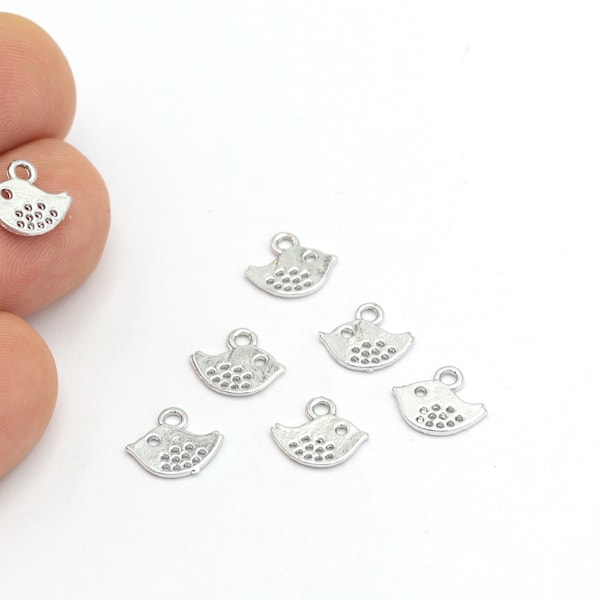 Silver Plated Bird Pendant, Mini Pendant Charms, Bird Jewelry , Silver Plated Pendant Charms  ,4pcs(10x11mm)SLV-262