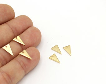 6 pcs,(7x12 mm)24k Gold Plated Triangle Charms , Tiny Necklace Triangle , Tiny Triangle Charms , Necklace Pendant , Charms ,  ALT-43