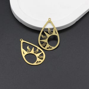 Raw Brass Teardrop Sun Brass Pendant, Sun Design Brass Charm, Drop Sun Necklace, Celestial Pendant, Laser Cut Jewelry Supply, 1 Pcs, LZ-86-1