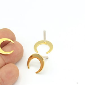 2pcs(16x18mm)24k Shiny Gold Plated Moon Earrings, Horn Earring, Gold Plated Half Moon Earring, Gold Moon Earrings KP-63