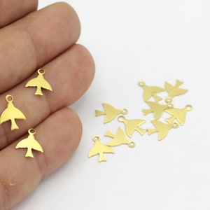Raw Brass Bird Charms, Bird ketting, Raw Brass Bird Charms, Hanger charmes, Flying Birds charmes (9x12 mm) 24 pc&#39;s, HM-148