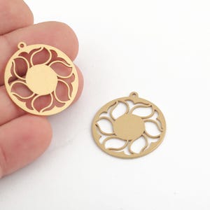 Raw Brass Lotus Inspired Round Pendant, Unique Circular Flower Jewelry Charm, Boho Round Flower Jewelry Component, DIY Making, LZ-131-1