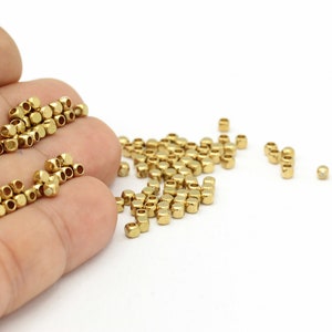 50 pcs,(3x3 mm)Mini Cube Beads, Tiny Spacer Beads, Rectangle , industrial spacer,Brass Cube Beads HM-325