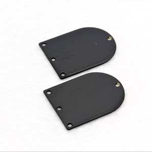 Black Plated Brass Half Moon,Tear Drop, Black Teardrop, Stamping Tag, Blank Black with 4  loops,D Shape Connectors , 1 pcs,(21x28mm)SYH-85