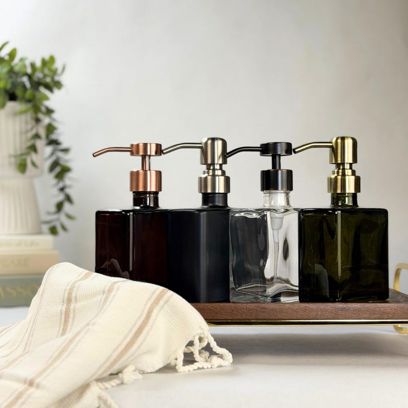 Dispensador de jabón de vidrio reciclado Urban Square / Recargable de 250 ml / Bombas metálicas de diseño / Jabón de manos, jabón para platos / Decoración minimalista imagen 13