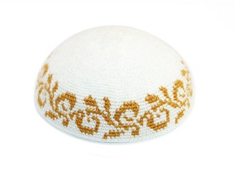 kippah for baby, off white with gold ornament, tapestry, crochet, knit, handmade