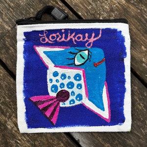 Kleine munt / kaart zip pouch: Moon Sun Fish Beach Misc. Grillige handgeschilderde kunst
