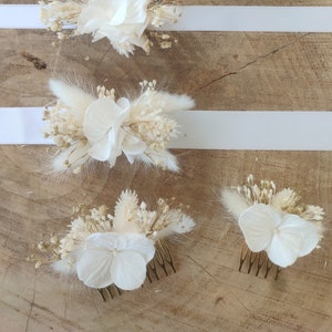 Boho collection of dried flower wedding accessories, hair combs, buttonholes, wedding bracelets, hair clips, witness gifts