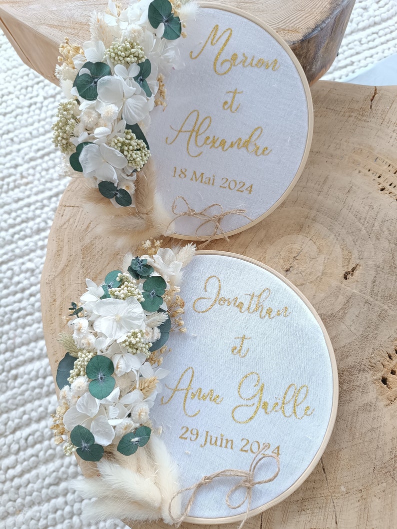 Personalized wedding ring holder in dried eucalyptus flowers, bohemian and country wood ring holder with embroidery and sequin tulle image 2