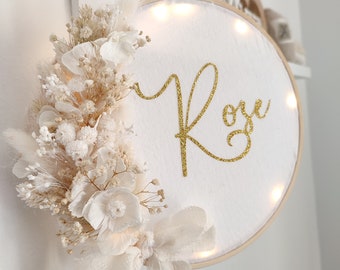 Crown of natural dried flowers with golden glitter first name, baby room decoration, birth and birthday gift, Christmas gift