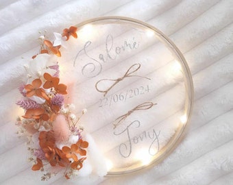 Personalized wedding ring holder in pink dried flowers, bohemian and country wooden ring holder with embroidery and sequin tulle