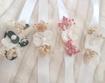 Dried and preserved flower bracelet, Wedding bracelet, Flower bracelet for bridesmaid and bachelorette party - Wedding accessories