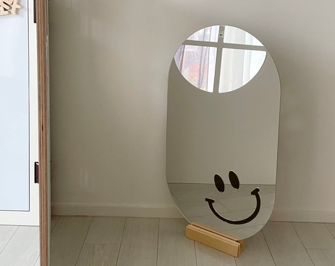 Initial half size safety mirror for kids / MIRROR ONLY!! / Wall decorating mirror / Acrylic mirror / Wall mounted mirror / Standing mirror