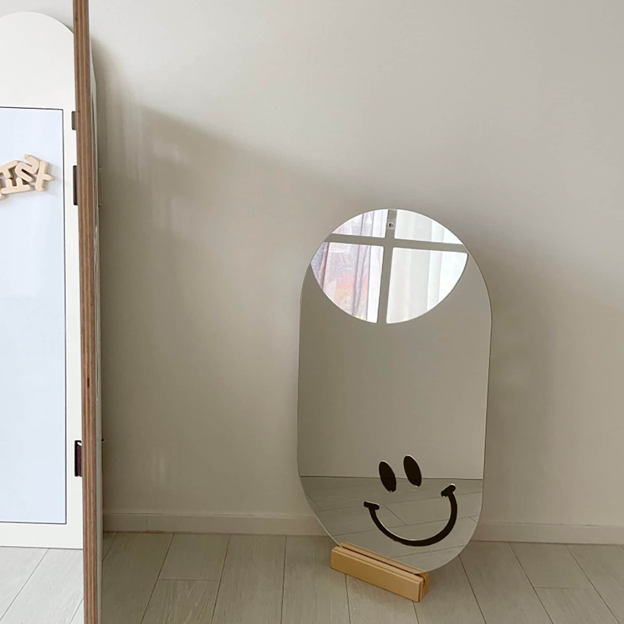 Initial half size safety mirror for kids / MIRROR ONLY!! / Wall decorating mirror / Acrylic mirror / Wall mounted mirror / Standing mirror