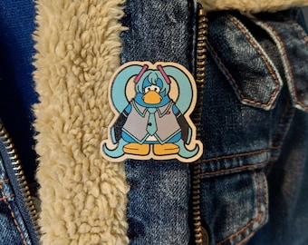 Club Miku Pin - Original design - Wooden