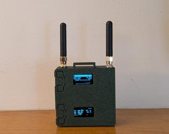 Dual Heltec V4 Gateway: Meshtastic Meshcore, 28dBm TX Power, 3000mAh Battery