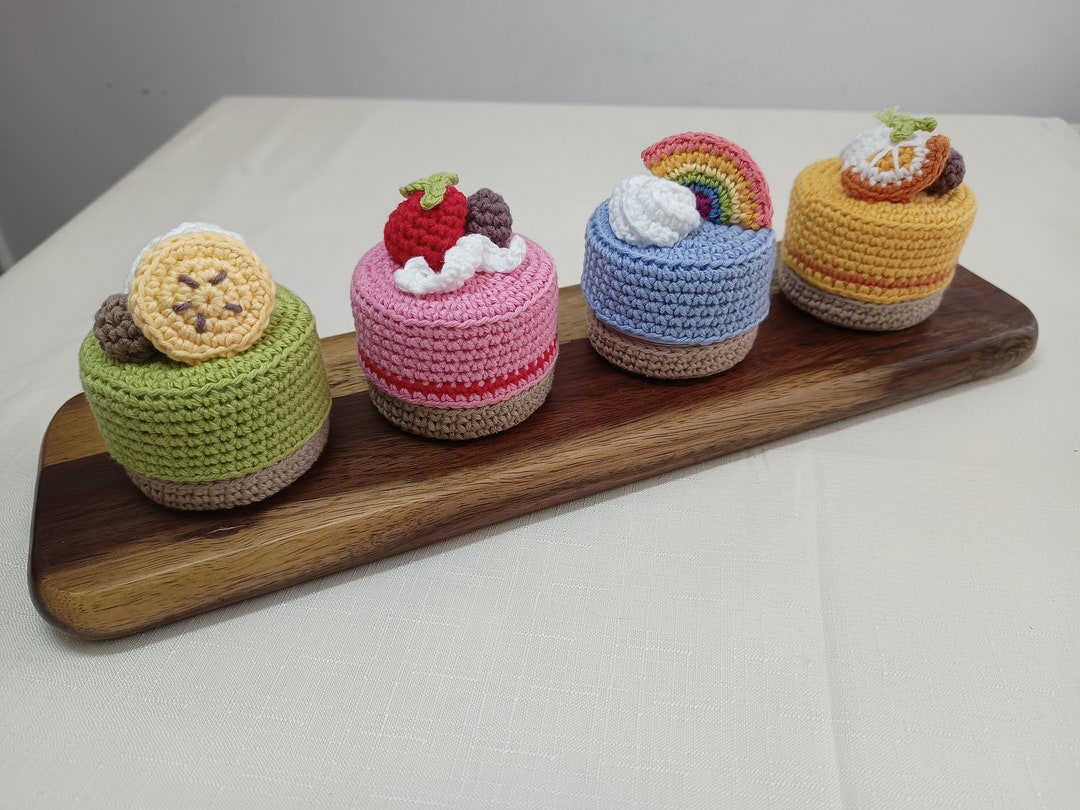 Small Round Cake Jewellery Box Fruit Celebration Cake Crochet