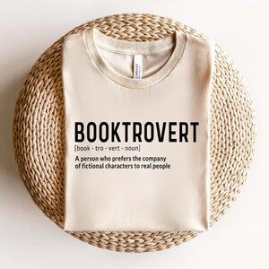 Definição de Booktrovert, Amante de livros engraçados Svg Png, Bibliotecário svg, Professor Svg, Bookish Svg, Reading Svg, Book Lover Gift Svg Cut Files
