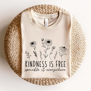 Freundlichkeit ist kostenlos Sprinkle es überall SVG, positives Zitat SVG, Freundlichkeit SVG, Selbstliebe SVG, Wildblumen SVG, starke Frau SVG, Mama Leben