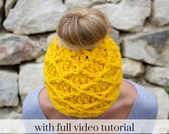 Crochet Messy Bun Beanie Pattern, Chunky Hat (PDF Pattern)