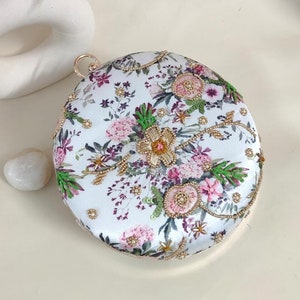 Cartera redonda bordada a mano, cartera hecha a mano, regalos para ella, cartera floral, bolso de lujo, regalo de novia, regalo de boda indio, regalo de mamá, carteras para ella