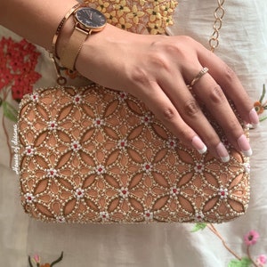 Bolso de mano bordado con forma de panal, bolso de lujo, accesorio de boda indio, bolso de mano de moda, regalo de novia, carteras para mujeres, regalos del sur de Asia, cartera