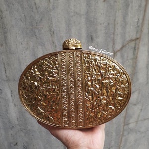 Golden metal clutch,Mother of pearl clutch,Seashell clutch,luxury bag,designer bag,gifts for her,evening clutch,South Asian gifts,bride gift zdjęcie 8