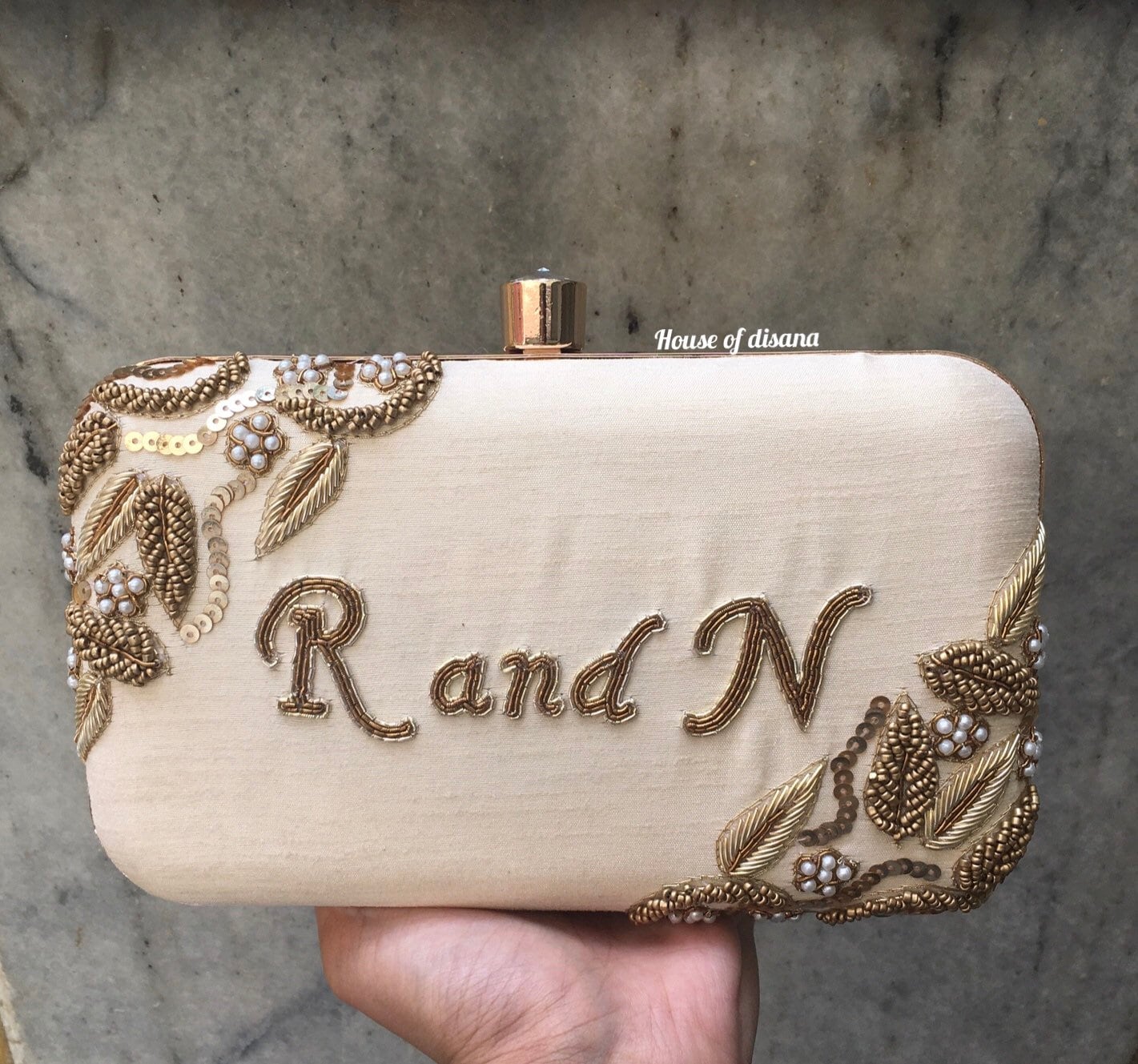 Customized clutches sales