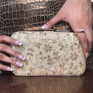 Golden gottapatti clutch,blingy clutch,evening clutch,party bag,indian wedding gift,handmade gift,bride gift,embroidered clutch,designer bag