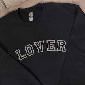 LOVER Varsity Crewneck