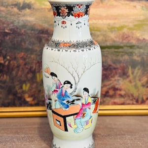 Antique Chinese Republic Period Black & White chinoiserie vase| Ginger Jar Home Decor | Grandmillennial| Cottage Core Home | Chinoiserie