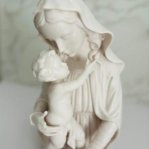 Mid Century Madonna and Child figurine  | Figurine Bust | Religious Bust | Classical Bust | Bust Sculpture | Home Decor Sculpture |
